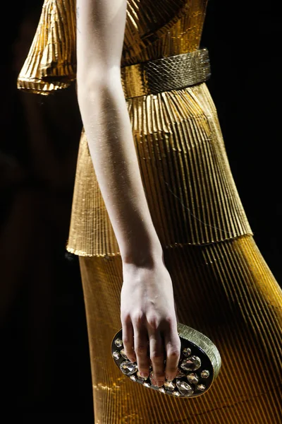 Look 136